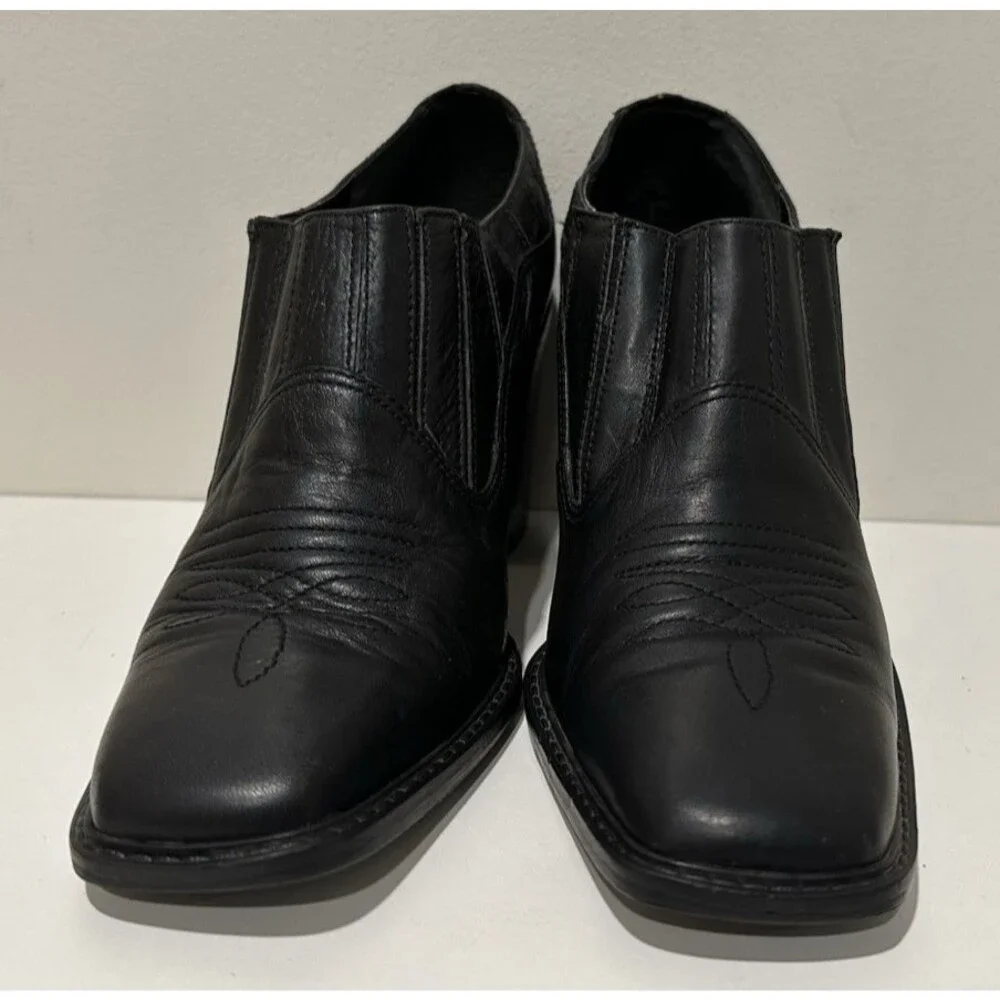 Markon women size 9M black leather slip on heel booties